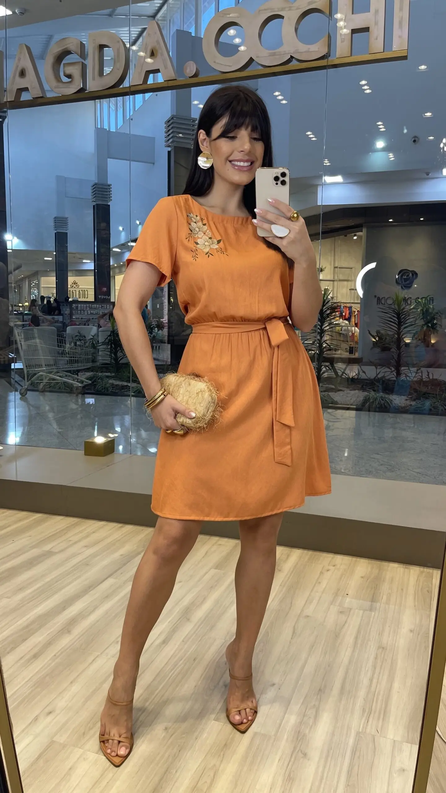 Vestido Curto Decote Laranja Magda Occhi - Imagem 3