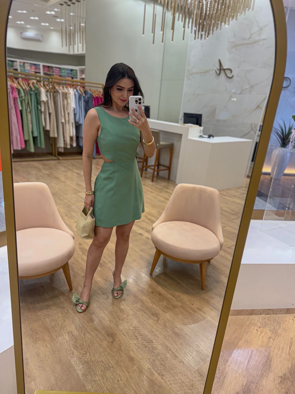 Vestido Livia Bege Inicial A - Imagem 5