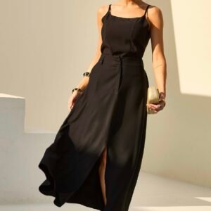 Saia Mídi Nádia Preta Inicial A