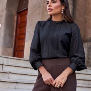 Blusa Selena Preta Inicial A